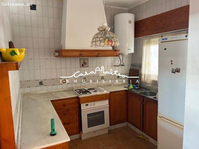 En venta gran finca con 2 casas y con muchas posibilidades en Altea la Vella