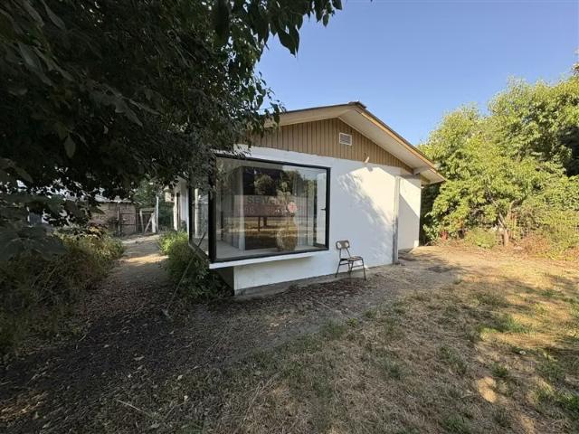 En venta gran propiedad 1.600 m2 con dos casas, Coihueco | 6 dormitorios por 180000. 00 en Coihueco