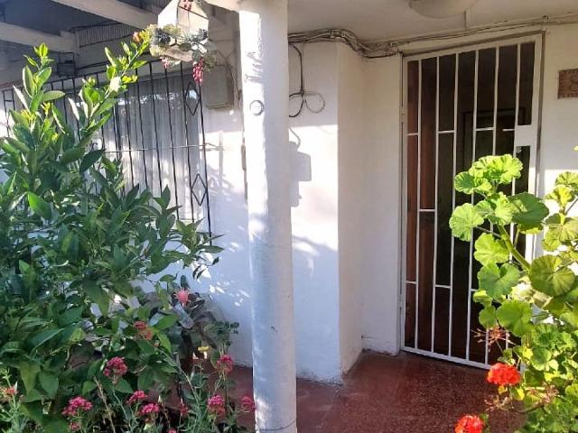 En venta hermosa casa, comuna san miguel