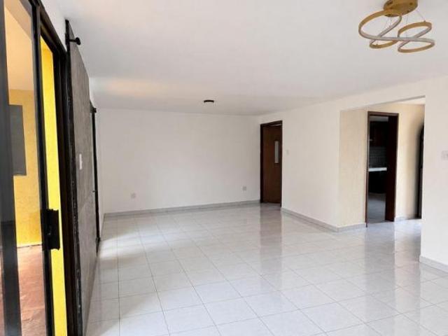 EN VENTA HERMOSA CASA DE 4 RECAMARAS UBICADA EN BELEN, CERCA DE LA AV. COLOSIO Y DE AV. CENTRAL