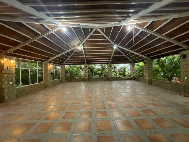 En venta hermosa quinta con palapa para eventos sociales
