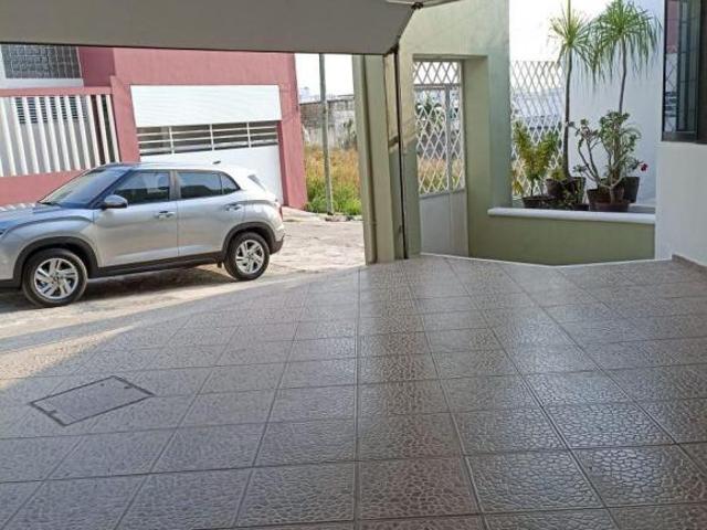 EN VENTA LA CASA QUE BUSCAS EN LOMA DE LAS FLORES