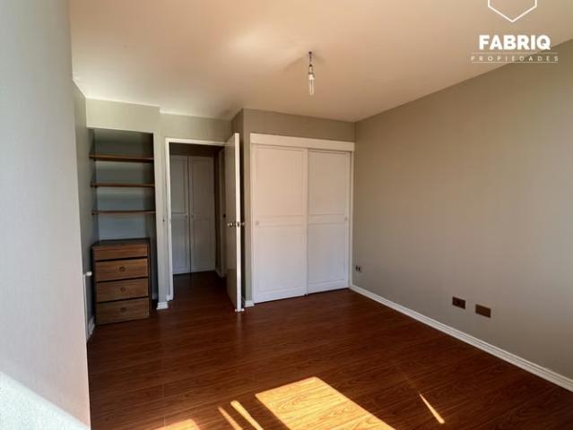 En venta | oportunidad gran departamento 116 m² | plaza hochstetter | 2 dormitorios por 195000. 00 en Temuco