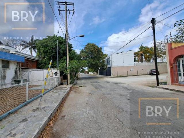 En Venta propiedad para remodelar, excelente ubicación en Frac. Villas Hacienda