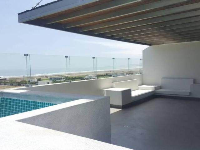 En Venta Precioso Dúplex con Vista Al Mar Mejia