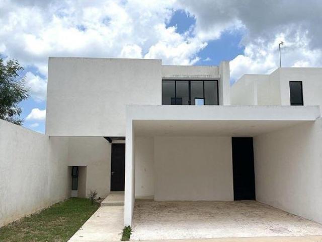 En Venta Residencia Nueva en Conkal con Piscina – Norte de Mérida