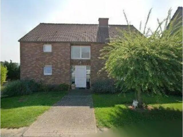 en vente publique Villa Floreffe Rue de Naugimont