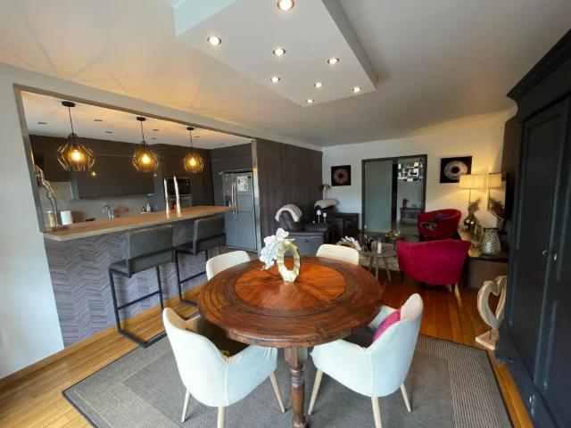 en vente publique Appartement Liège Quai du Roi Albert