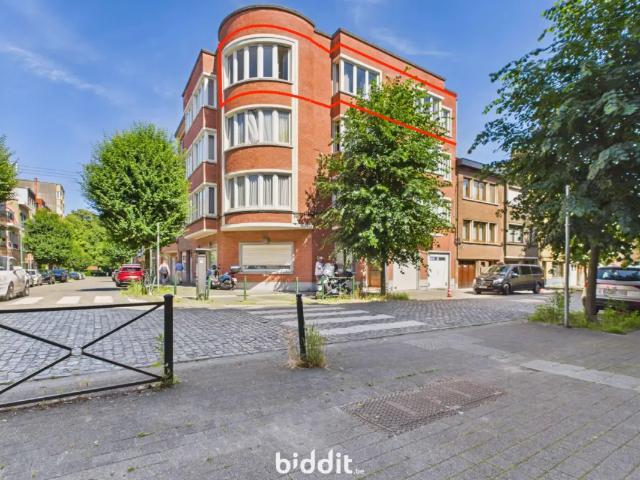 en vente publique Appartement Molenbeek Saint Jean Rue de la Mélopée