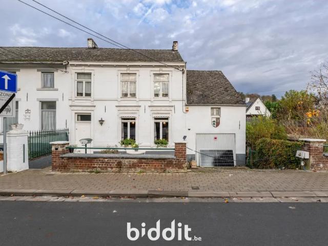 en vente publique Maison Court Saint Étienne Rue du Pont de Pierres