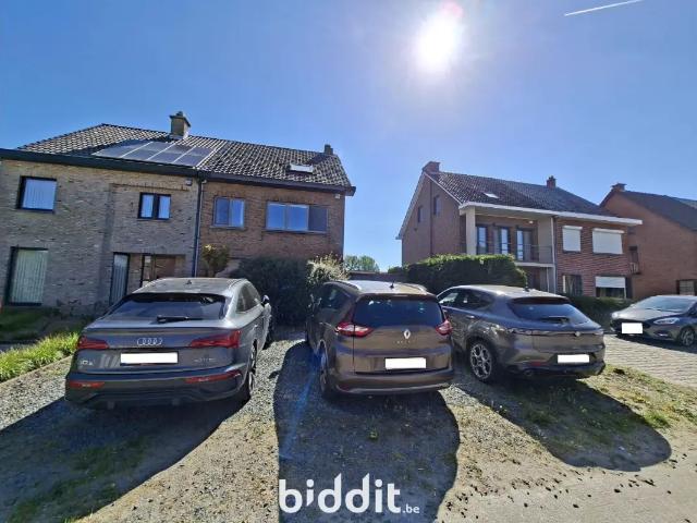 en vente publique Maison Beveren Zandstraat