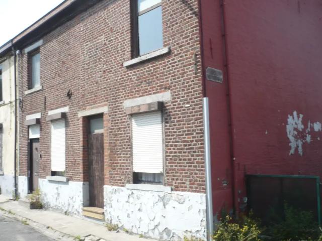 en vente publique Maison Dampremy Rue Taille Chawet
