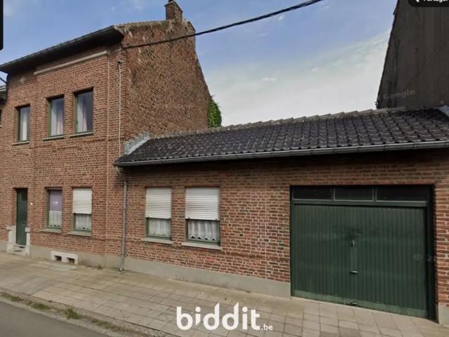 en vente publique Maison Remicourt Rue de Bovenistier
