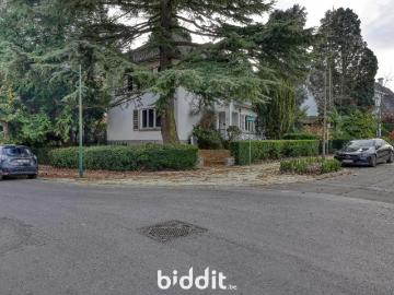 1150, Bruxelles-Capitale - Cave, Parking