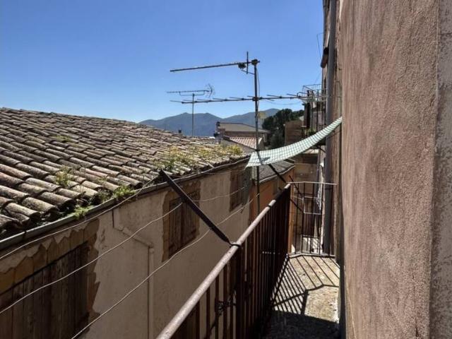 EN VENDA GRAN CASA DE POBLE A BALDOMAR