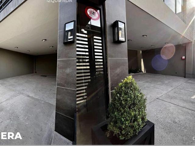 En Venga Edificio en El Pueblito Centro, 4 Niveles, Ubicad?simo, T.527 m2