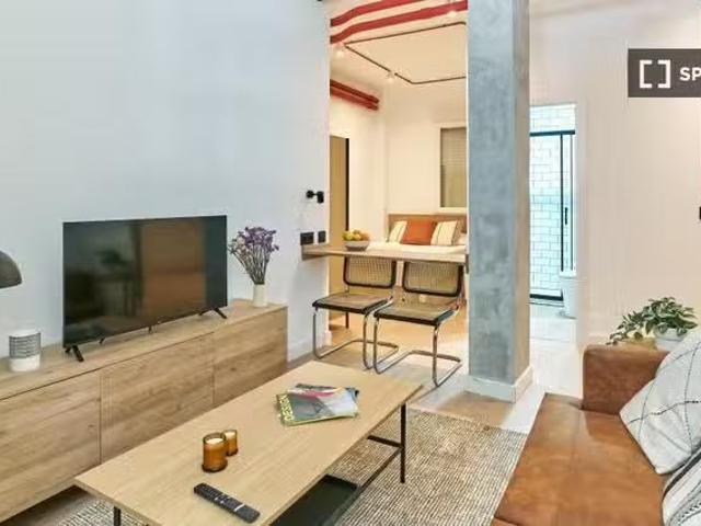 Barato Apartamento de 1 dormitorio en alquiler en Madrid