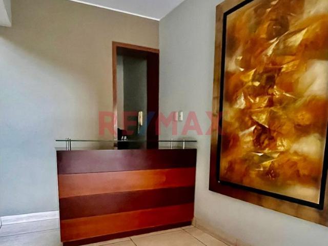 En Alquiler Departamento At. 150 M2 En Santiago De Surco