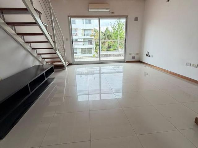 EN ALQUILER DUPLEX 2 AMB CON COCHERA EN SAAVEDRA