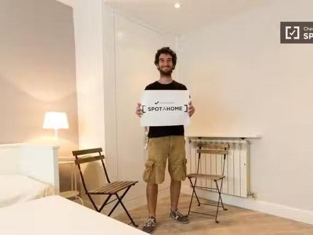 ¡Recién llegado! Estudio en alquiler en Embajadores, Madrid