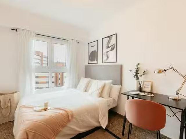 Barato Habitación en Avenida Alcalde Gisbert Rico, Ciudad de l.