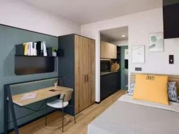 ¡Recién llegado! Habitación en Avenida de la Merced, Chinchiba.