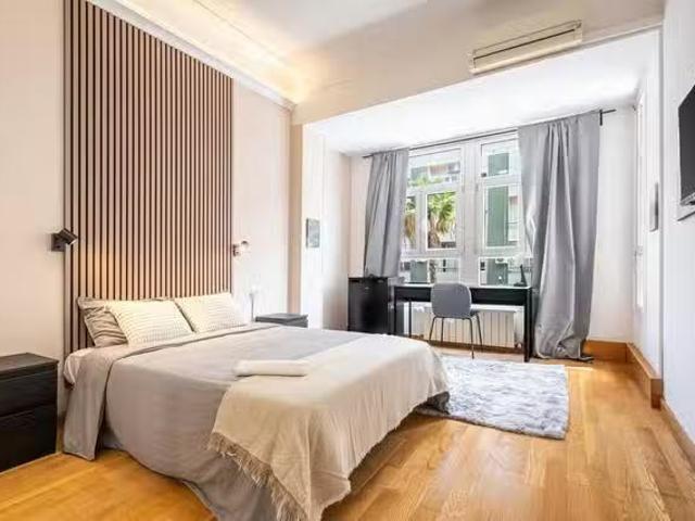 Único Habitación en Avinguda d'Aguilera, Alipark