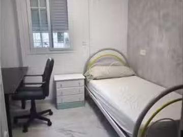 Nuevo Habitación en alquiler en Triana, Sevilla