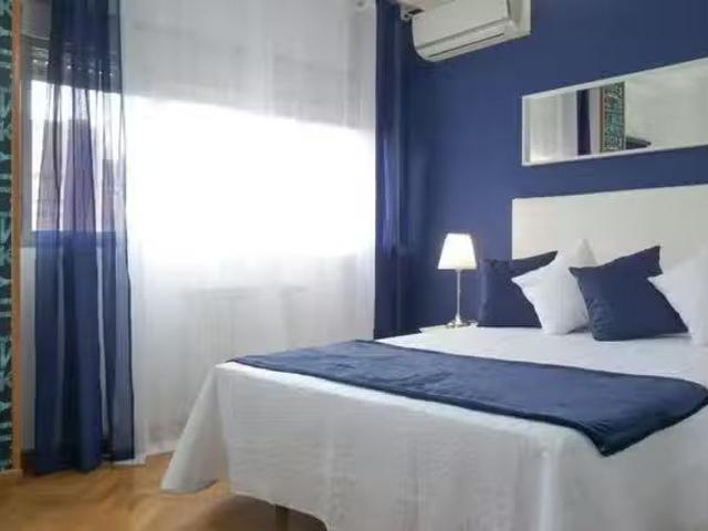 ¡Recién llegado! Habitación en Bulevar de Indalecio Prieto, Va.