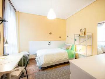 Calixto Díez kalea, Zabalburu, Amézola, Bilbao, Vizcaya, País Vasco