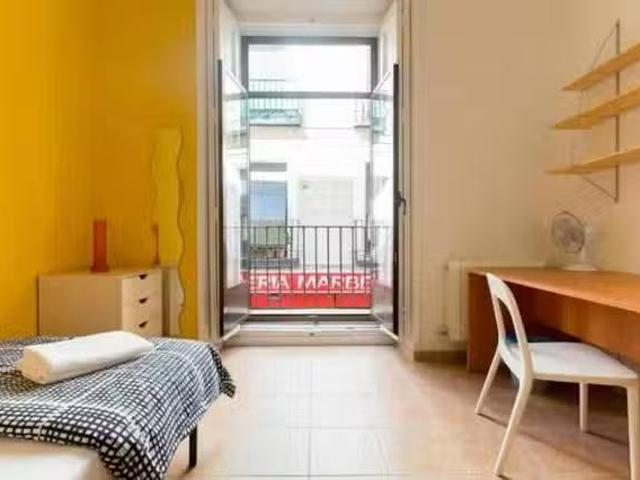 ¡En alquiler! Habitación en Calle Mesón de Paredes, Embajadores