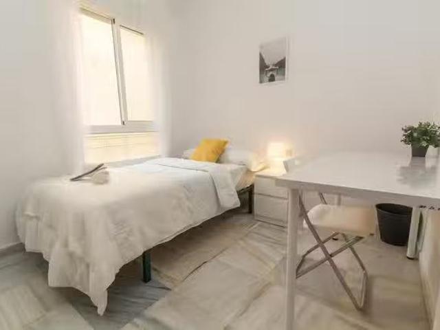 ¡Recién llegado! Habitación en Calle Natalia, La Trinidad