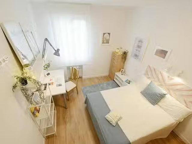 Acogedor Habitación en Calle Calixto Díez, Ametzola