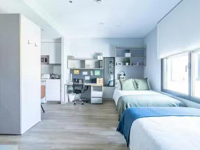 Nuevo Habitación en Calle Camilo José Cela, La Buhaira