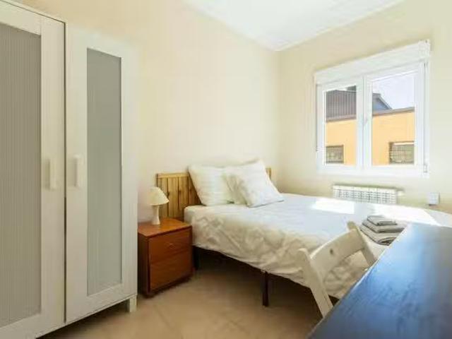 Barato Habitación en Calle de Mantuano, Ciudad Jardín