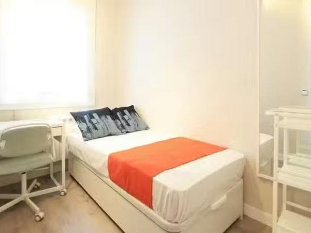 Bonito Habitación en Calle de Áncora, Palos de Moguer