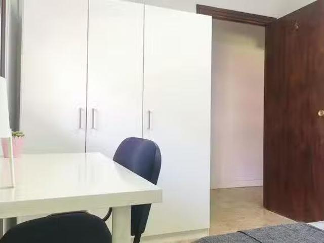 Nuevo Habitación en Calle de Beatriz de Bobadilla