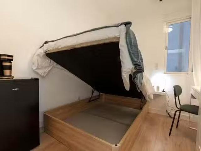 ¡Renta! Habitación en Calle de Cardenal Marcelo Spínola