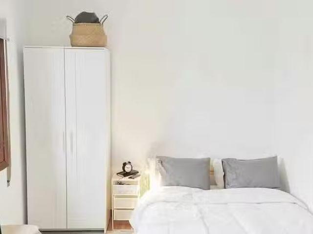 Barato Habitación en Calle de Iturbe, Fuente del Berro