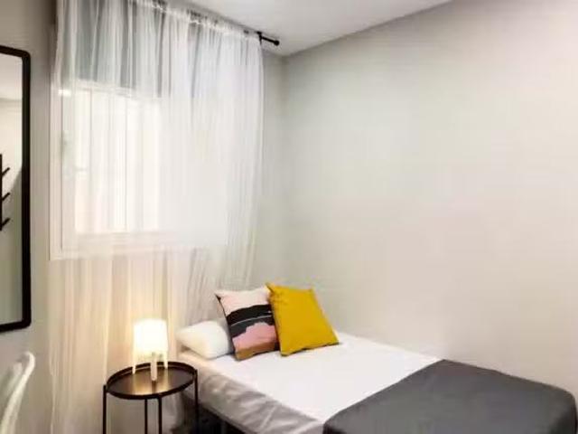¡Oferta! Habitación en Calle de José Abascal