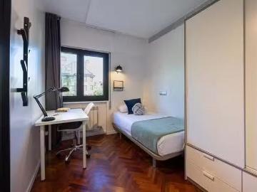 Bonito Habitación en Calle de José Silva