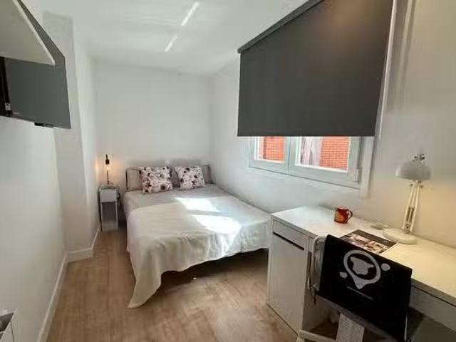 Único Habitación en Calle de la Genciana