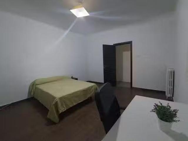 Barato Habitación en Calle de San Bernardo, Palacio