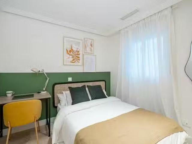 ¡En alquiler! Habitación en Calle del Doctor Fleming, Chamartín