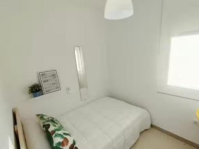 Único Habitación en Calle Doña María Manuela, Casería de Montijo