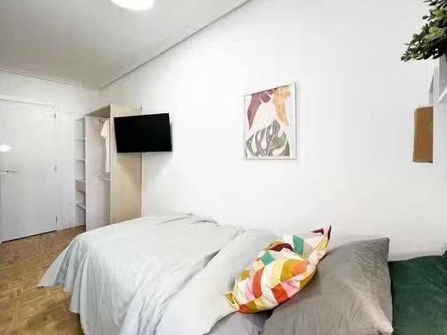 Barato Habitación en Calle Pedro Heredia, Fuente del Berro