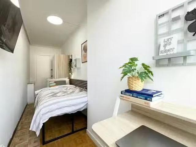 Bonito Habitación en Calle Pedro Heredia, Fuente del Berro