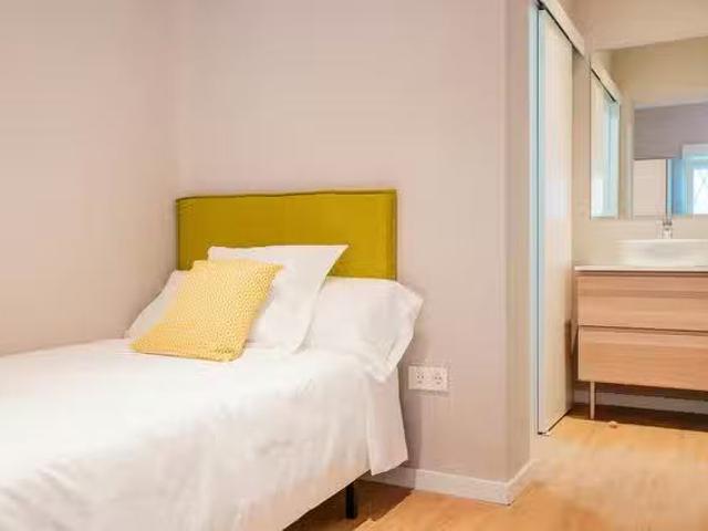 Barato Habitación en Calle San José de Calasanz