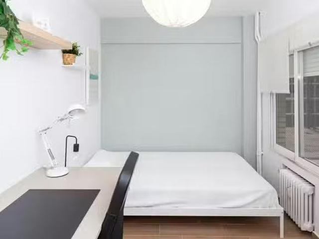 ¡En alquiler! Habitación en Calle Santander, Delicias