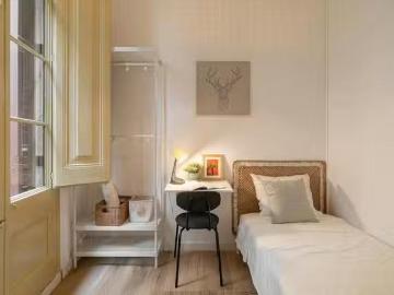Bonito Habitación en Carrer de Ferlandina, Ciutat Vella
